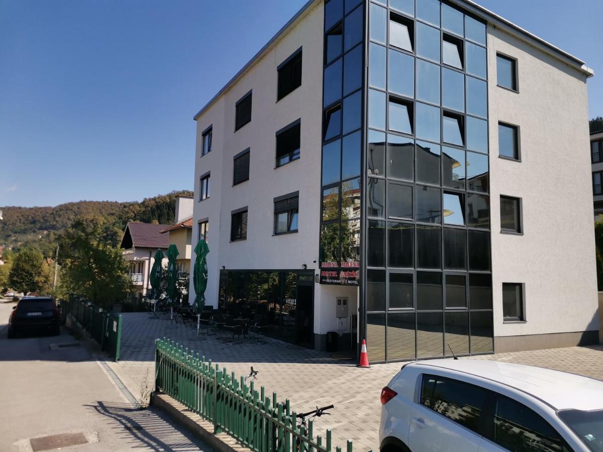 Malena Acomodação com café da manhã Gorazde Exterior foto